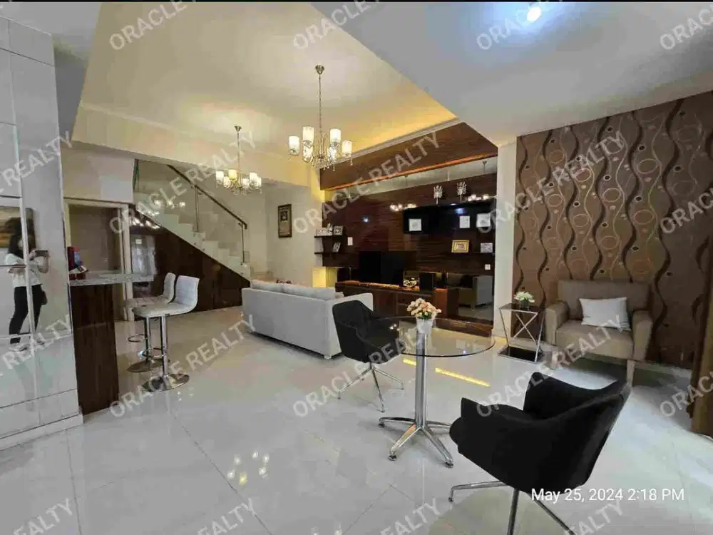 Jual Rumah Town House Garden Mansion Pakuwon Waterplace