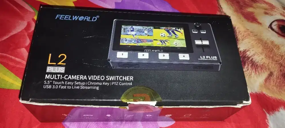 Feel World L2 Plus Multi-Camera Video Sitcher 5.5 Touch Easy Setup