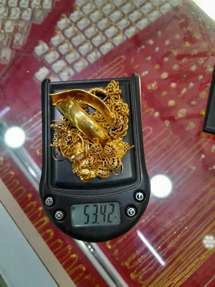 Terima jual beli emas dan berlian dengan harga tertinggi