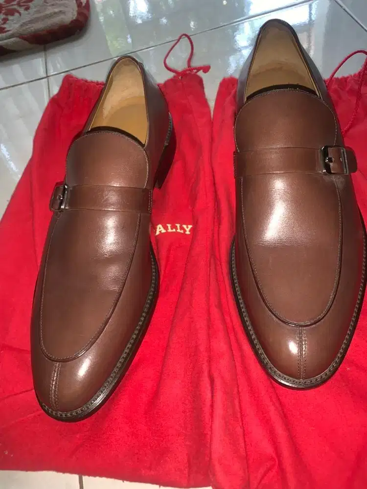 Sepatu Bally original like New