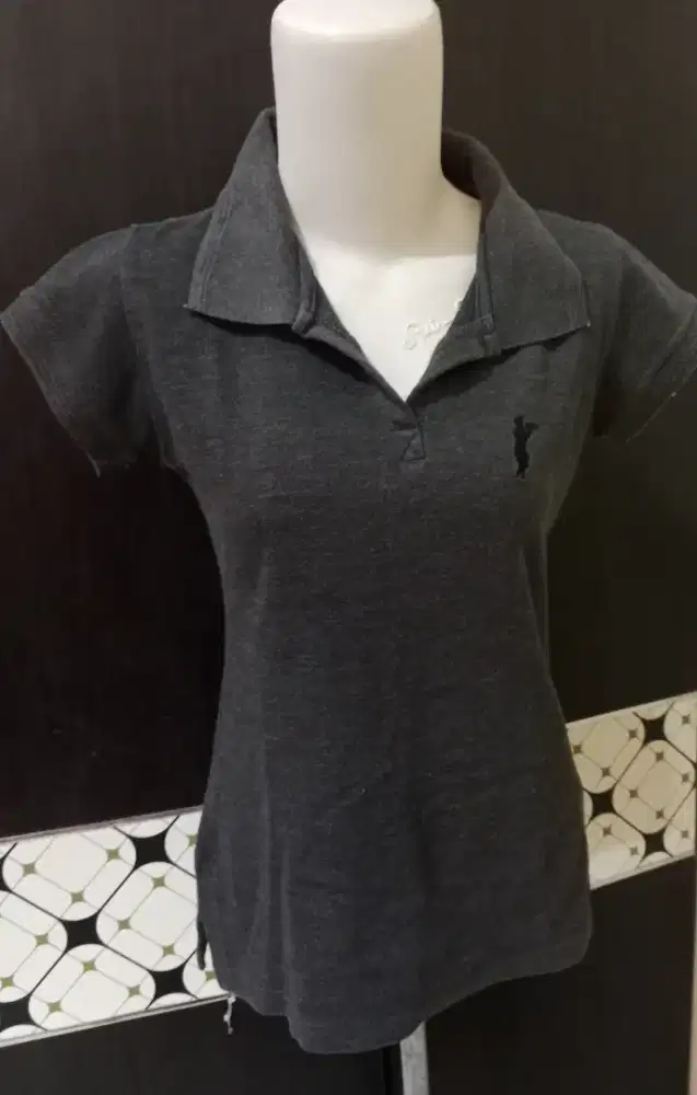 Kaos abu2 preloved