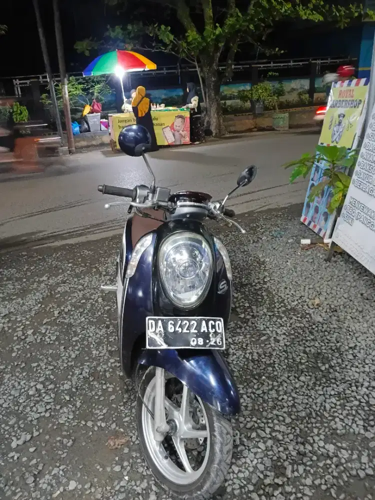 Scoopy Tahun 2016 Warna Biru Malam