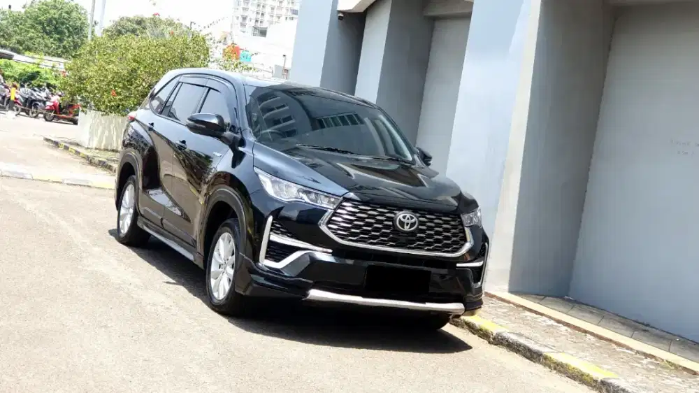 [ LOW KM ] Toyota Kijang Innova Zenix V Hybrid Modelista AT 2024/2025
