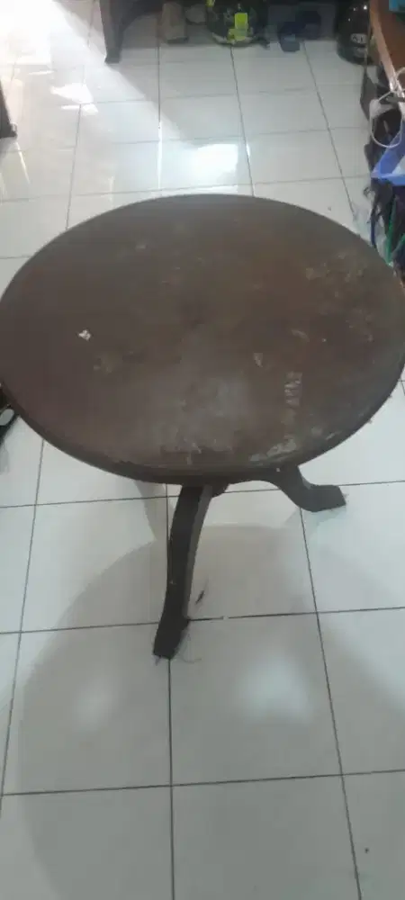 Meja Kayu Jati Bulat