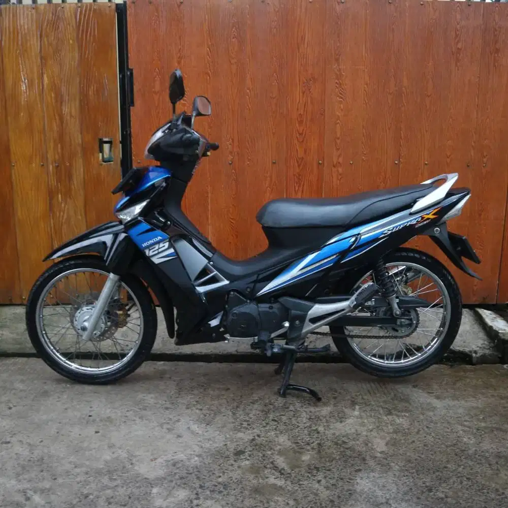 SUPRA X 125 2011 MULUSS SIAP PAKE TANGAN PERTAMA DARI BARU