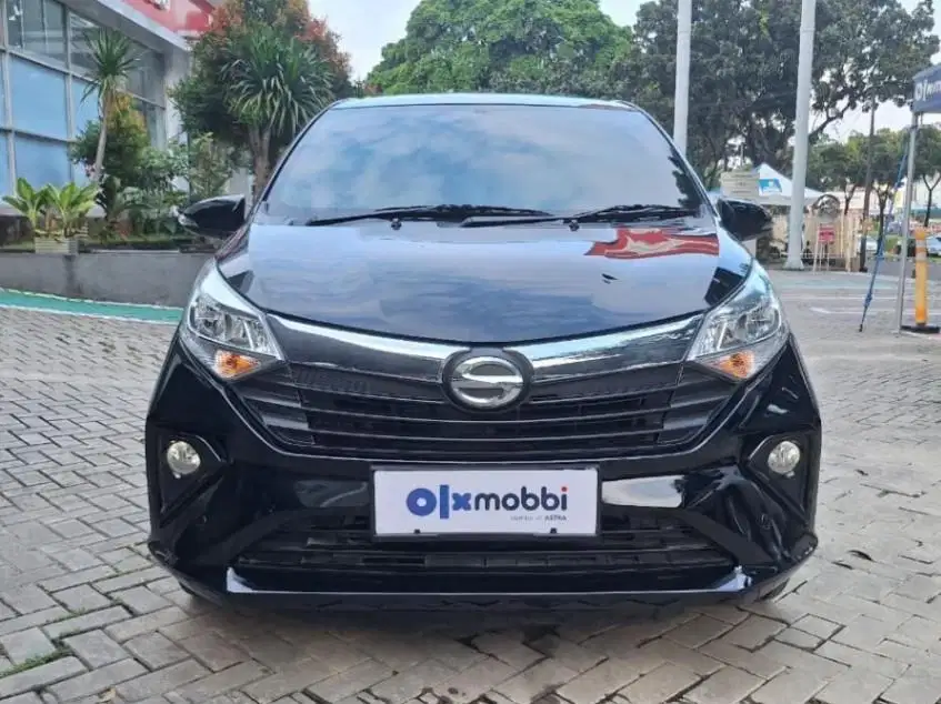 DP MURAH Daihatsu Sigra 1.2 R Bensin-MT 2022 Hitam CKICB