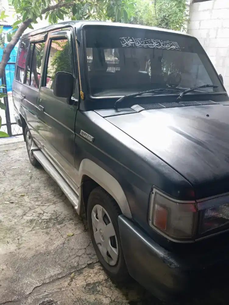 Toyota kijang grand rover 94