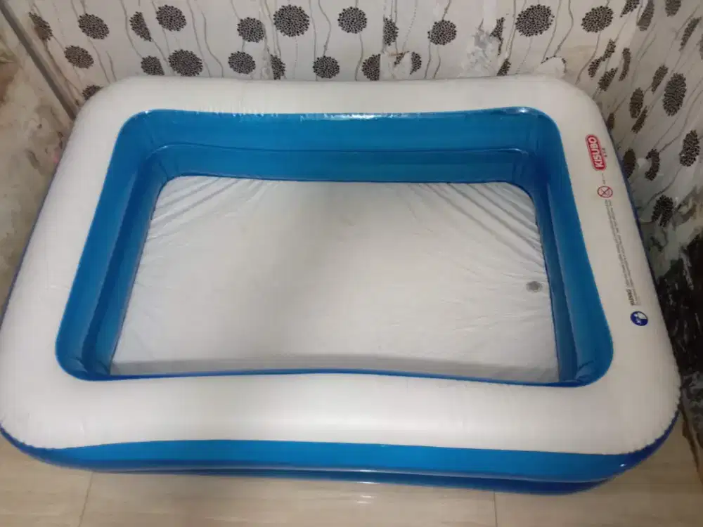 Kolam berenang anak