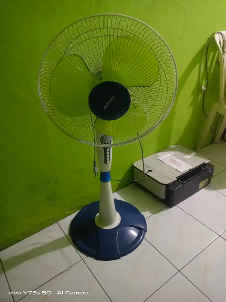 Kipas angin Aoyama 16 inch normal