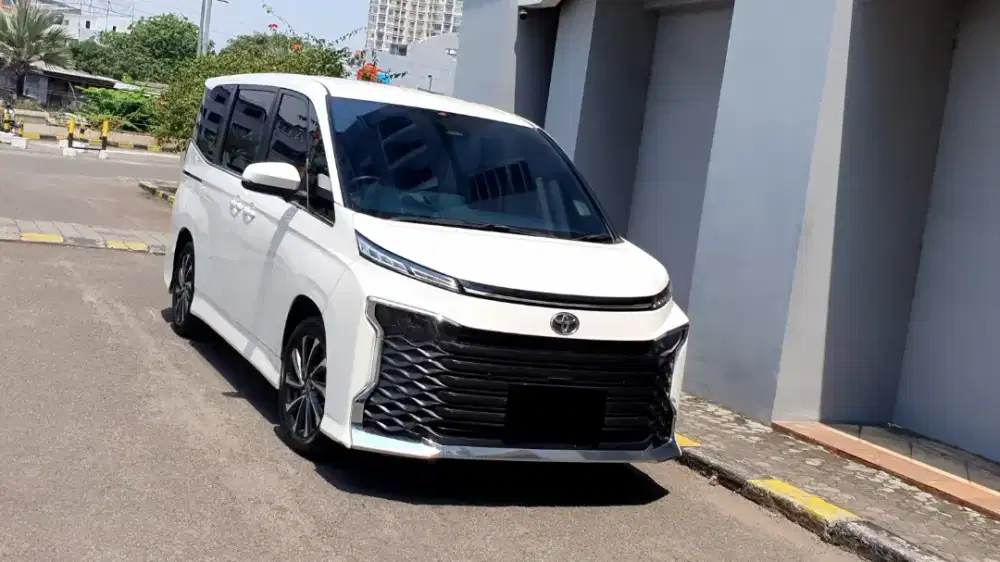 Toyota All New Voxy TSS Camera360 2.0 CVT 2023/2024