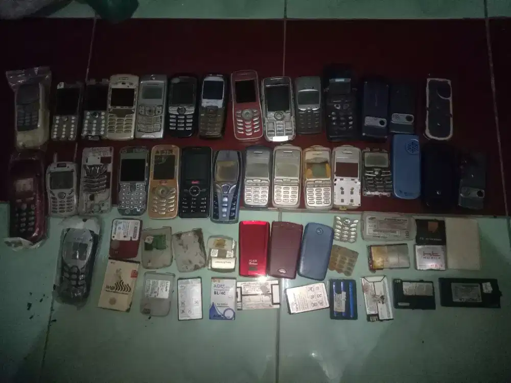 HP ROSOK,  BATERAI, CASHING ADA YANG BARU
