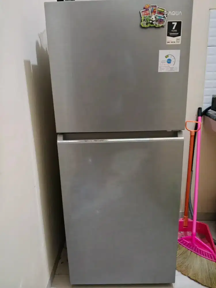 kulkas Aqua 2 pintu