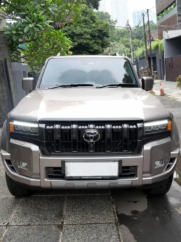 TOYOTA LANDCRUISER KAKADU 2024