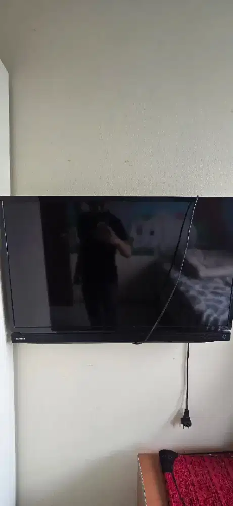 TV LED TOSHIBA 32 INCH