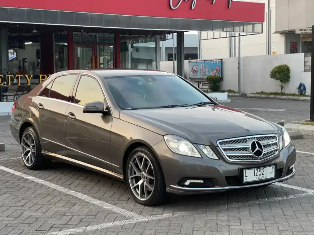 Mercedes benz E300 KM47rb