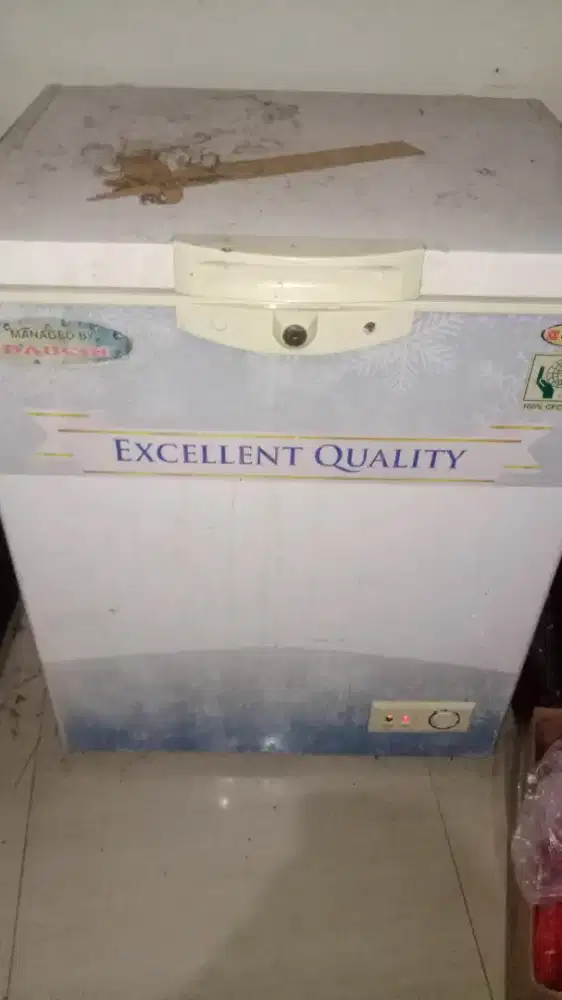 Freezer ada 2 unit
