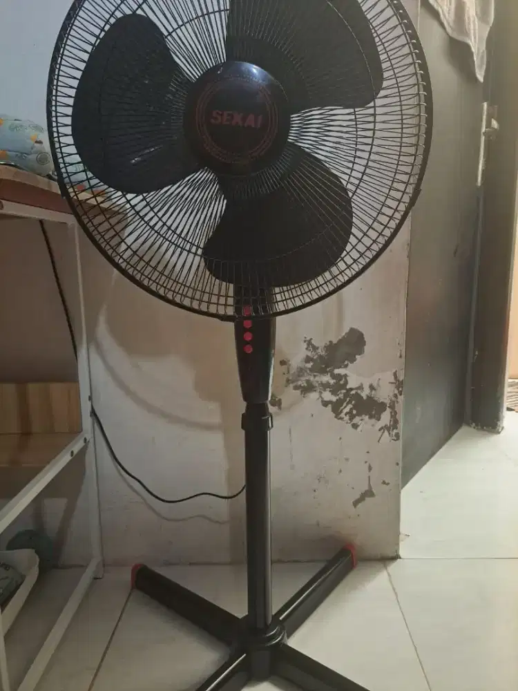 KIPAS ANGIN SEKAI