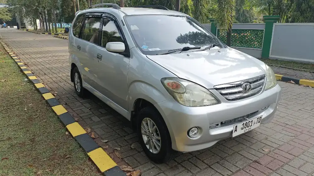 XENIA Li 2004 1000 CC