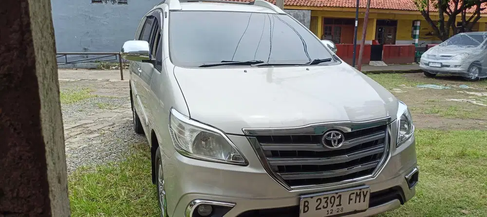 Toyota Kijang Innova 2013 Bensin