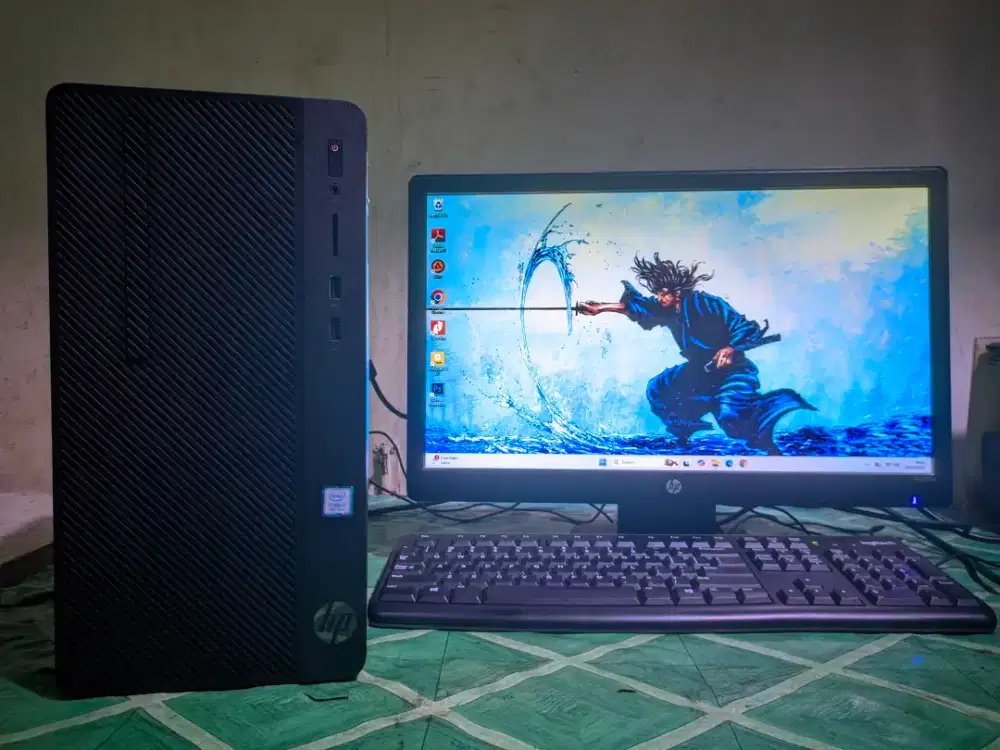PC i7 Gen 8 Fullset + Monitor 20 Siap Pakai, SSD NVMe 256GB