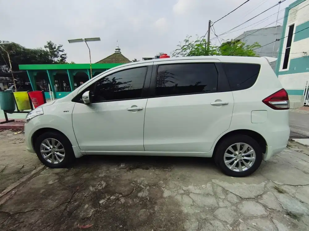 Suzuki Ertiga 2013 Bensin