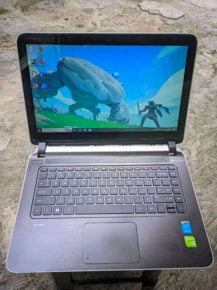 Laptop HP Pavilion 14, Core i5 gen 4 Ram 8 SSD 256 GB, bergaransi.