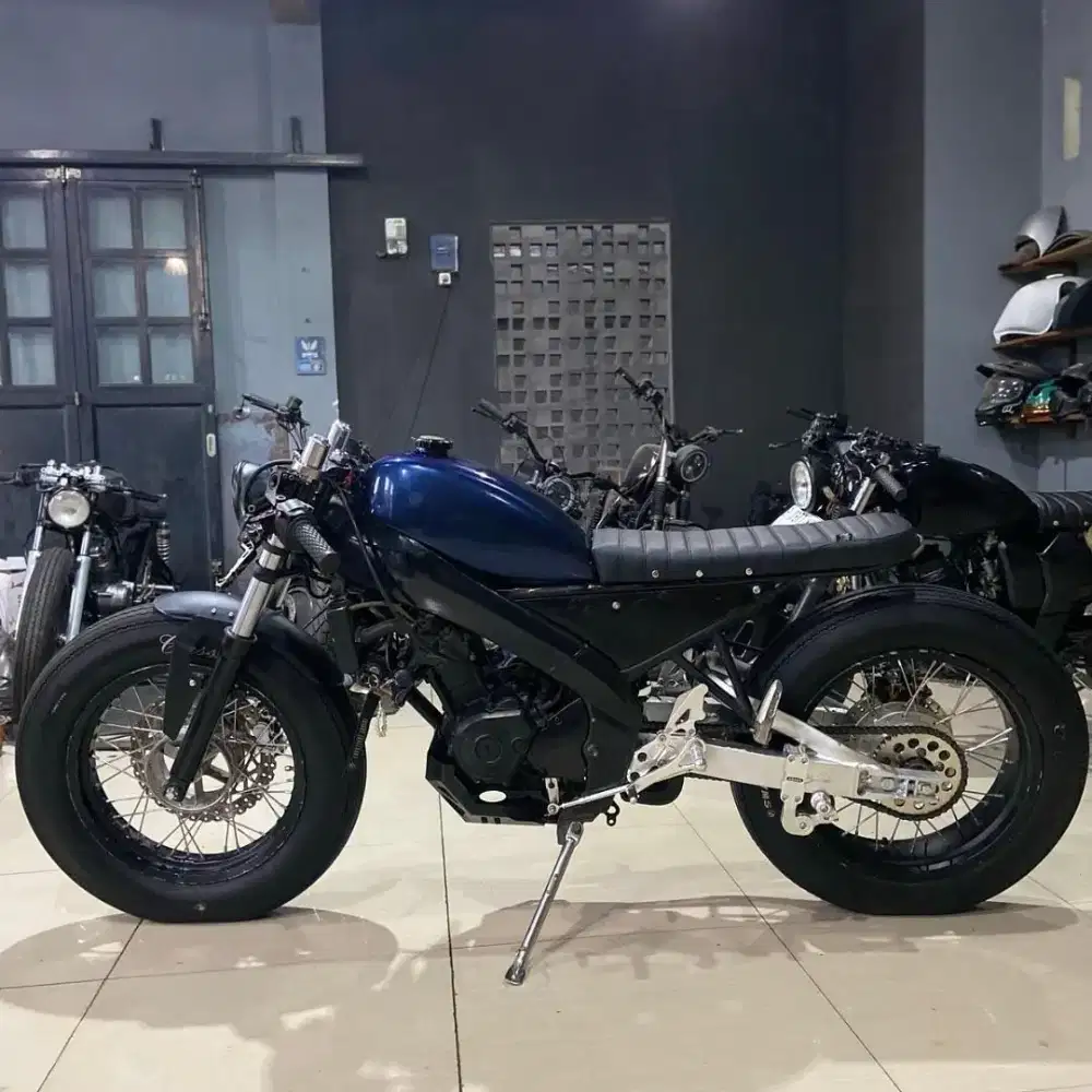 YAMAHA VIXION CUSTOM