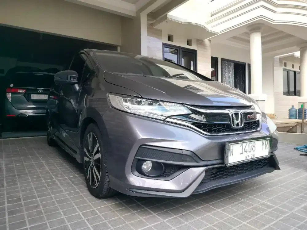 ANTIK km 14rb Jazz RS matic 2018 simpanan istimewa di malang