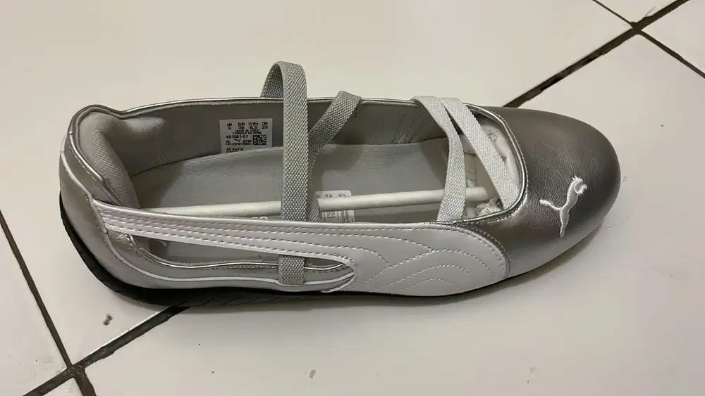 sepatu baru ori