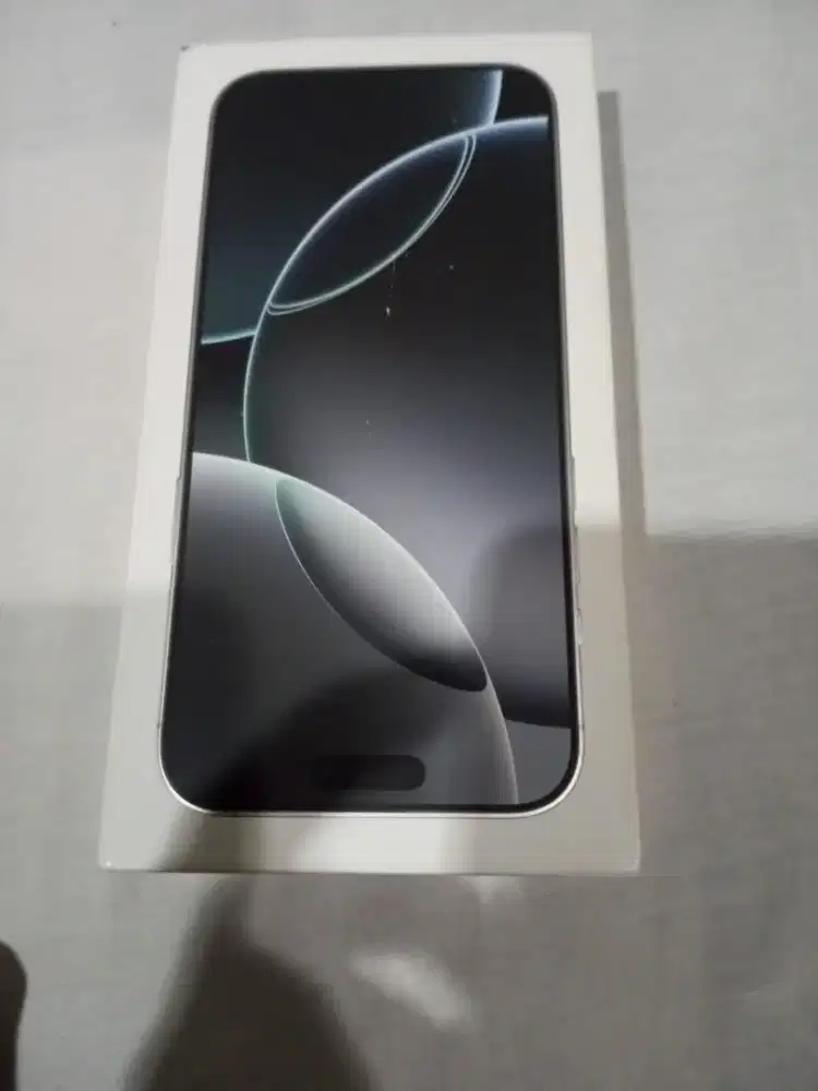 iphone 16pro max 512 open box
