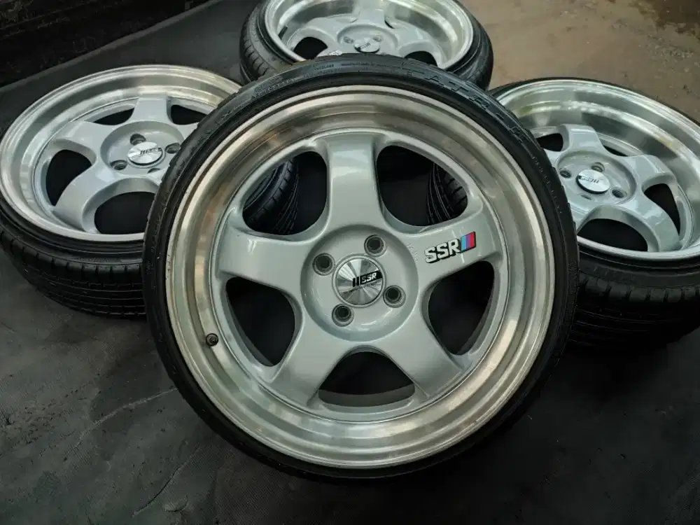 Velg Work meister celong spek CEPER
Ring 17
Ban 95%