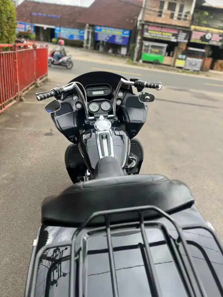 Road glide utra