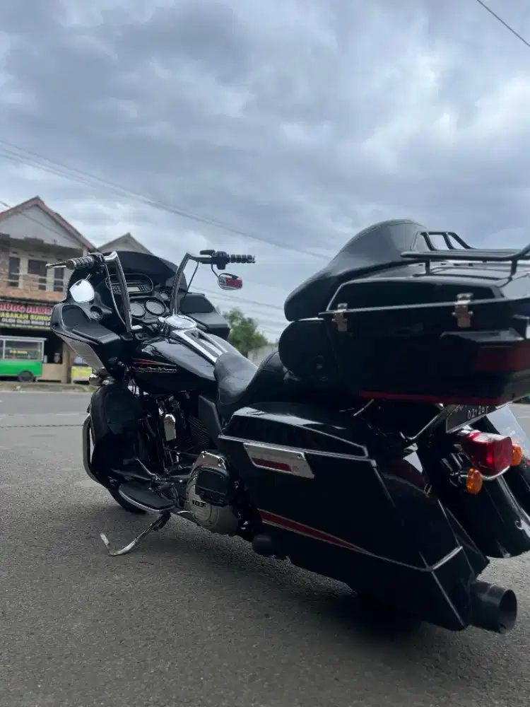 Road glide utra