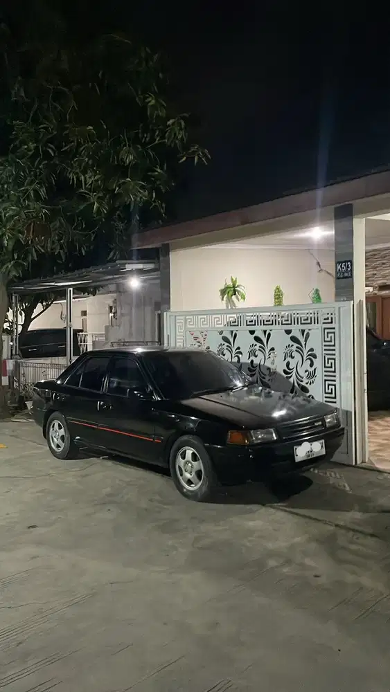 Mazda 323 1991 Bensin