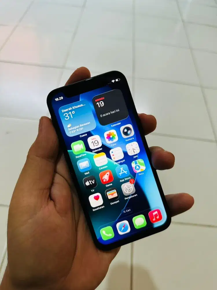 Iphone 12 mini 64 Hitam
