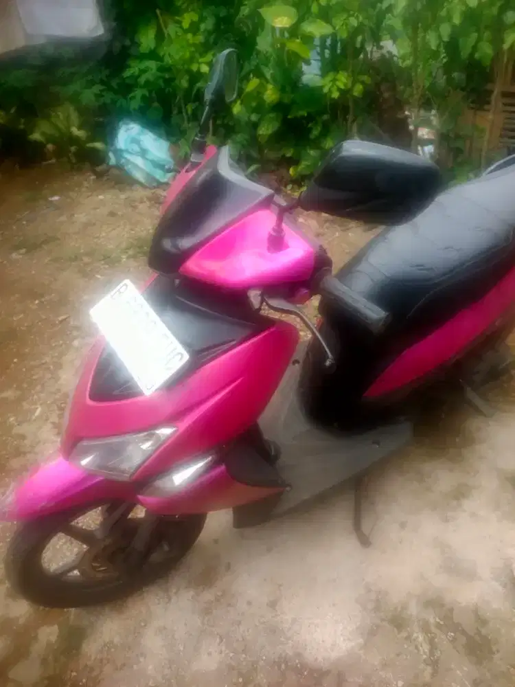 Vario 2009 warna putih pink jual cepat aja makelar masuk