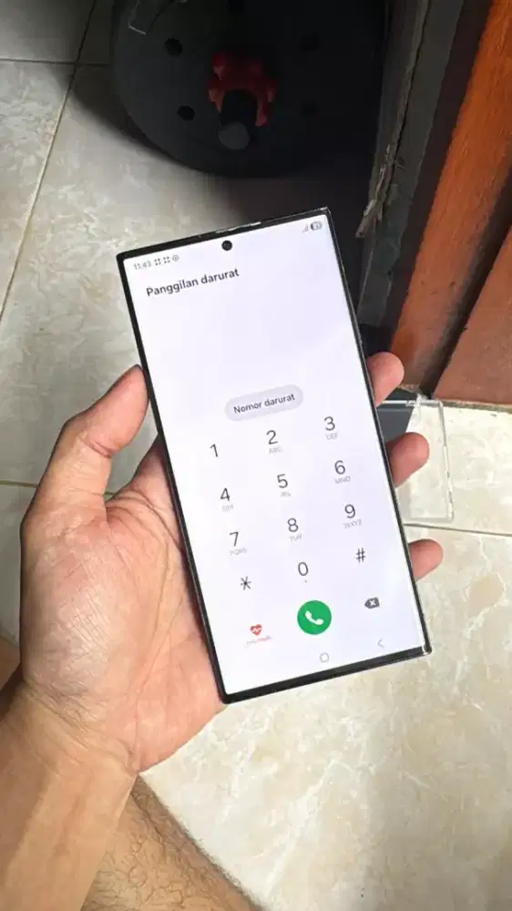 Samsung galaxy S23 ultra 
5G