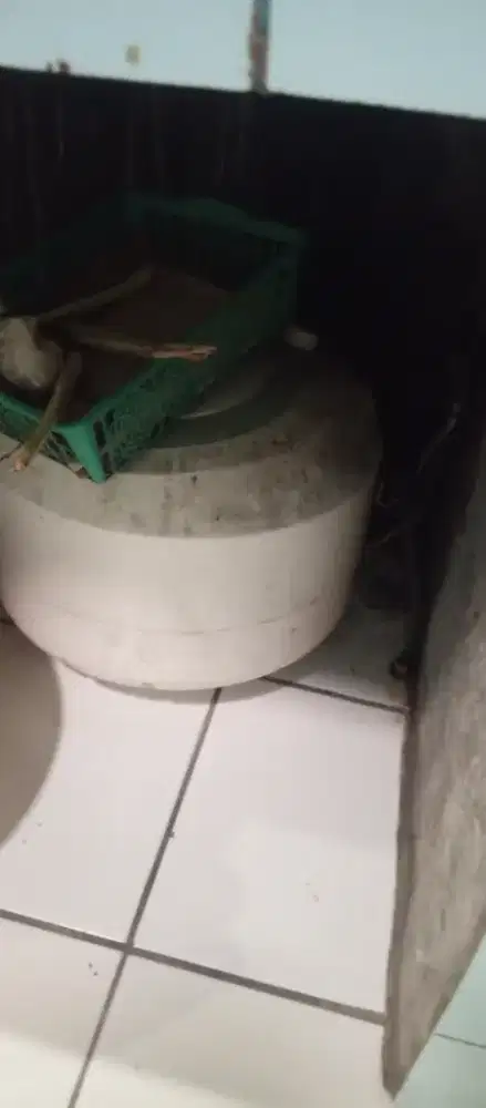 Water heater bekas