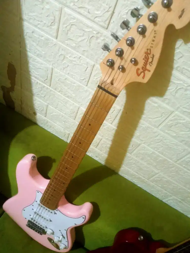 Gitar Squier Stratocaster