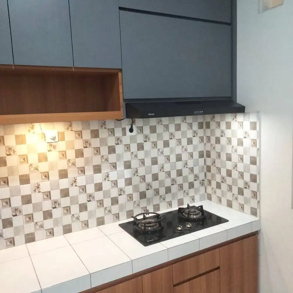 Custom Interior Kitchen Set, Backdrop TV, Lemari, Wardrobe, Kitchenset