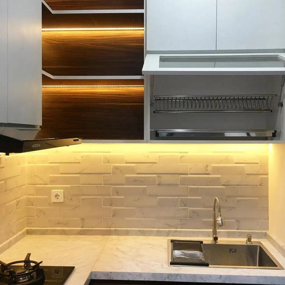 Custom Interior Kitchen Set, Backdrop TV, Lemari, Wardrobe, Kitchenset