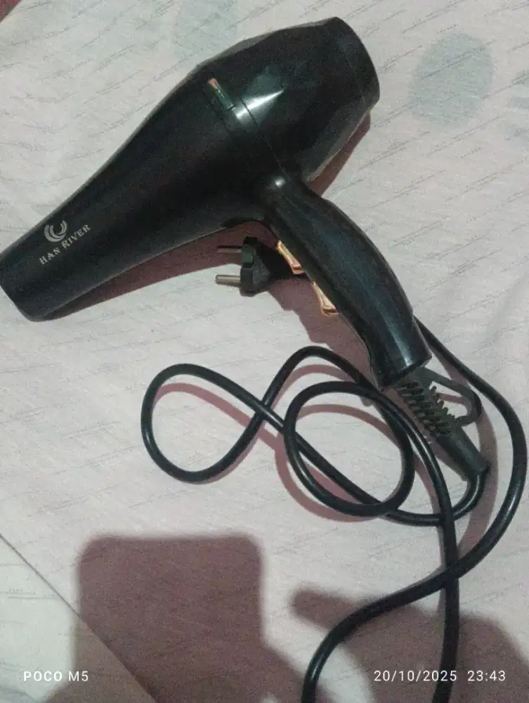 hair dryer (pengering rambut) merk Han River