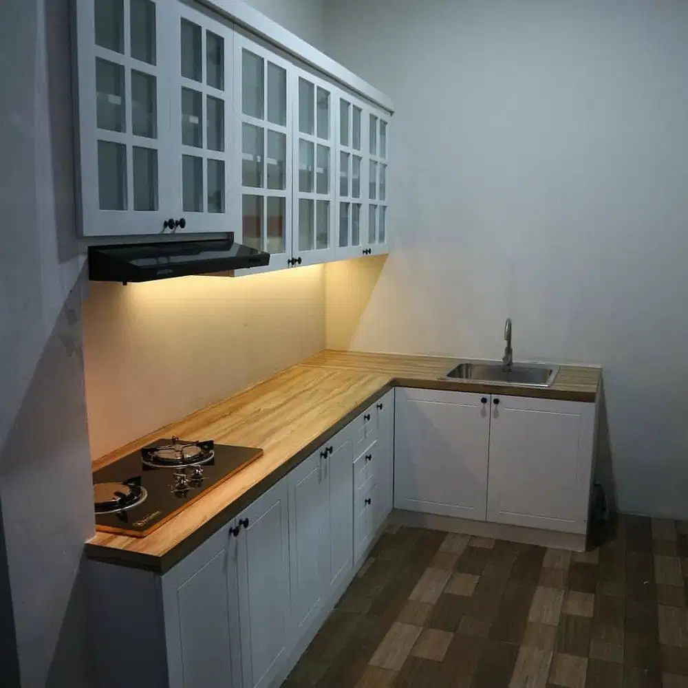 Custom Interior Kitchen Set, Backdrop TV, Lemari, Wardrobe, Kitchenset
