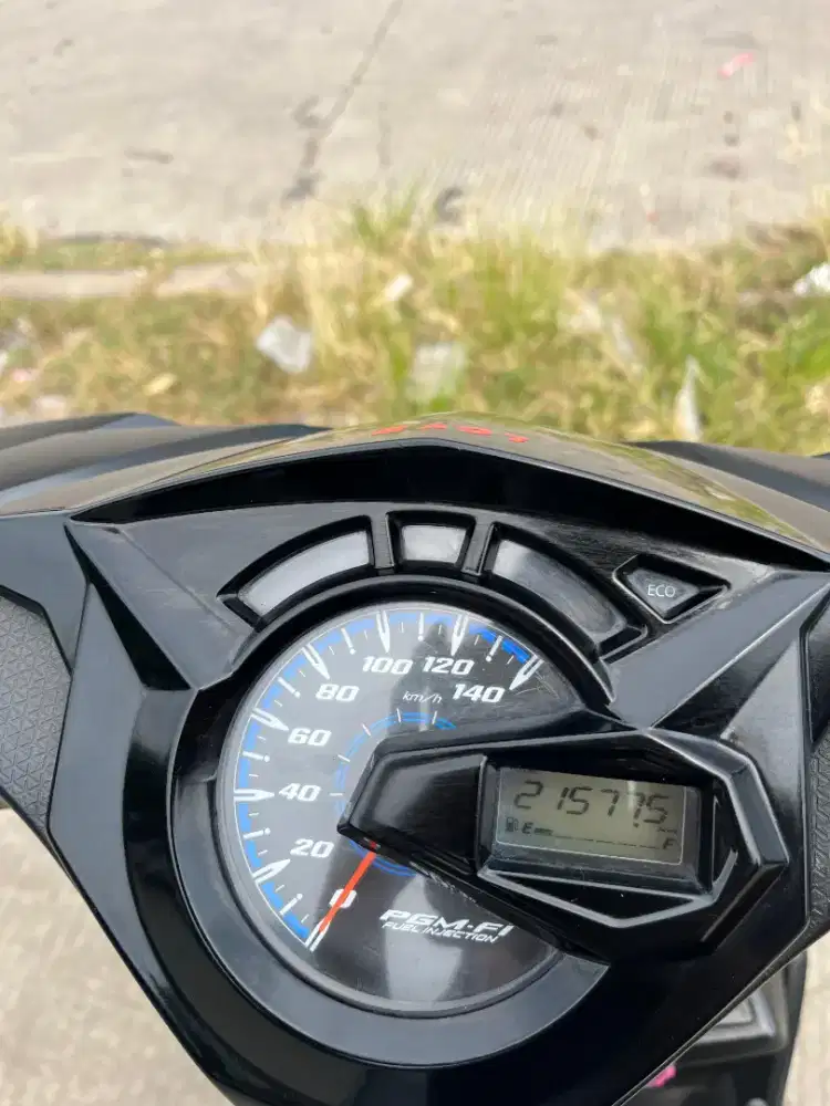 HONDA BEAT DELUXE TAHUN 2022 SIAP PAKEK MOTOR GRESS