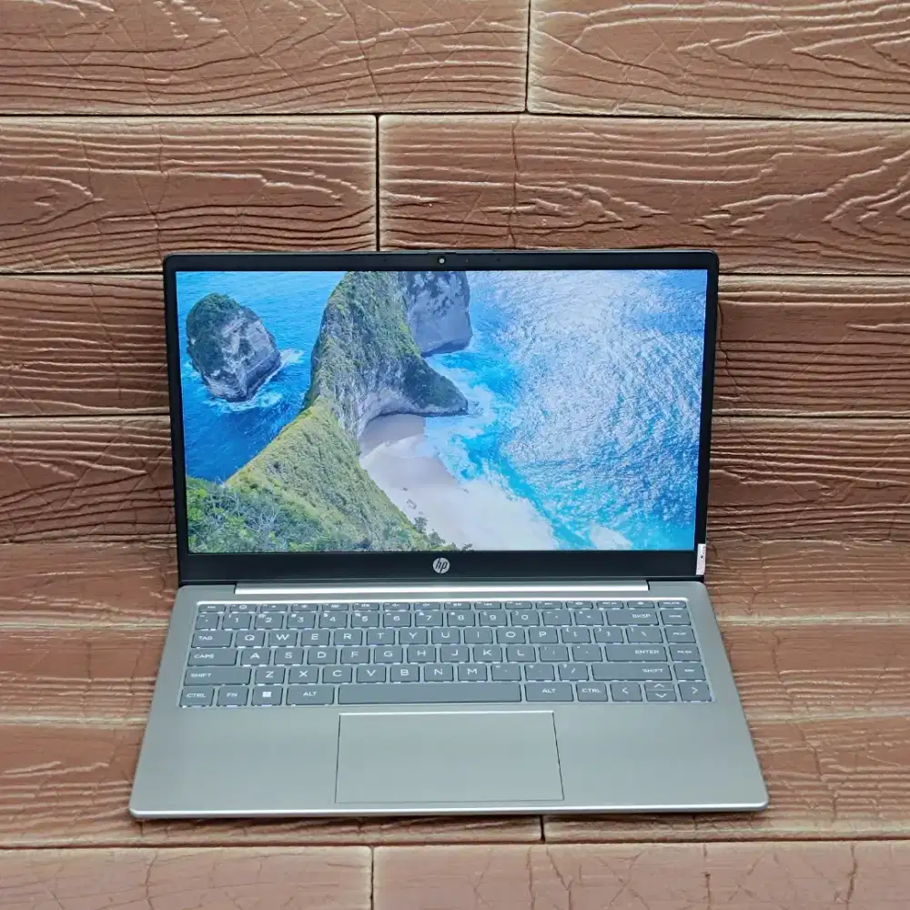 HP 14-ep0063cl Intel Core i3-1315U 12GB SSD 512GB GEN13 IPS FULLSET