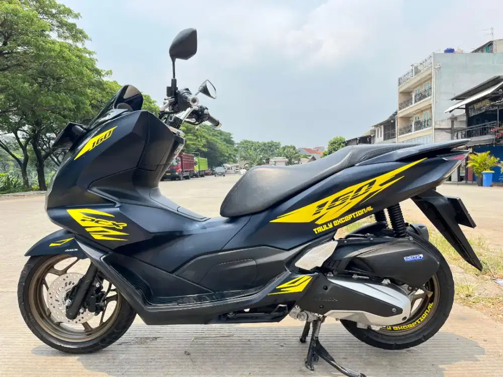 HONDA PCX 160CC ABS MOTOR BAGUS SS LNGKP 2024