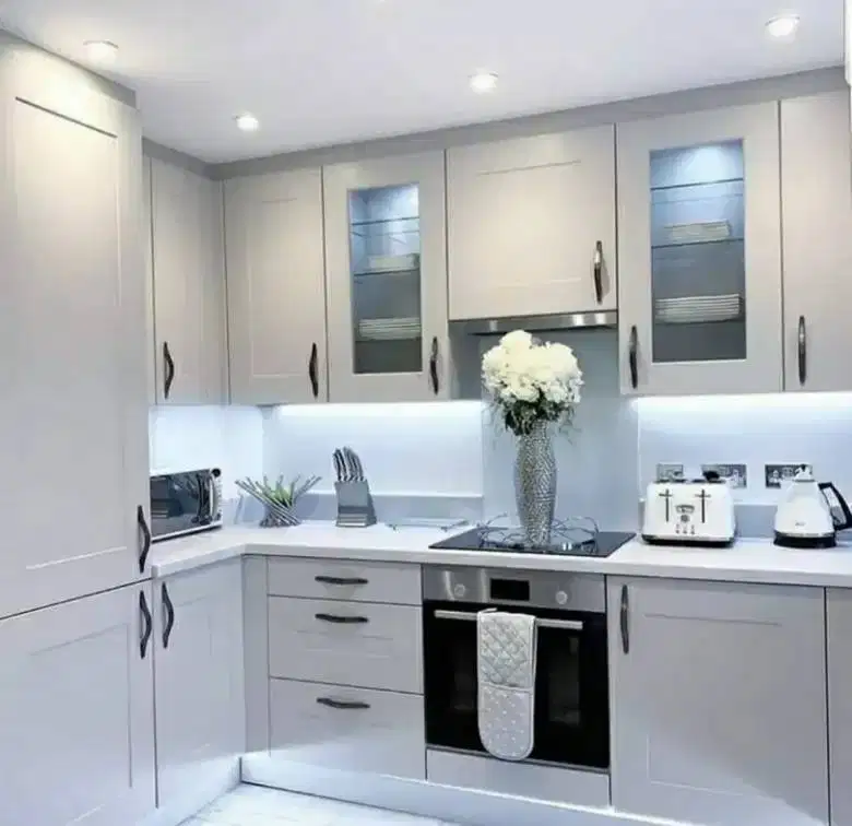 Custom Interior Kitchen Set, Backdrop TV, Lemari, Wardrobe, Kitchenset