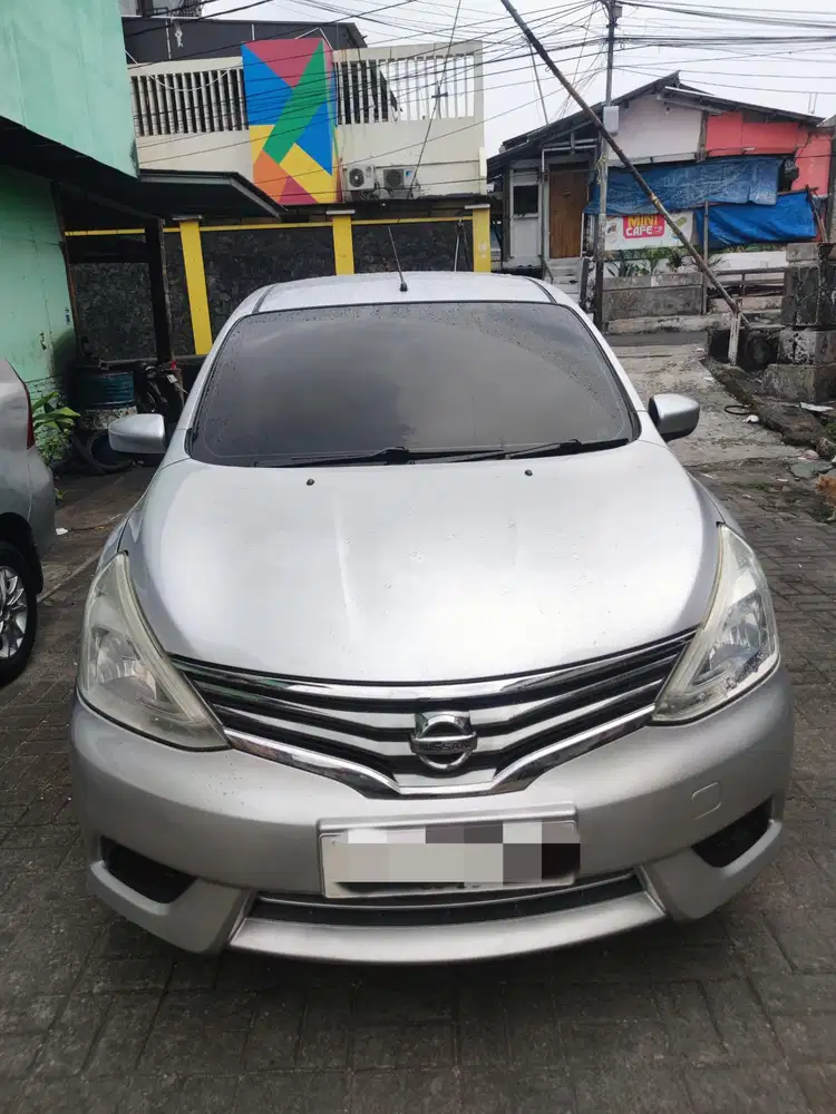 Nissan Grand livina 2014 Bensin