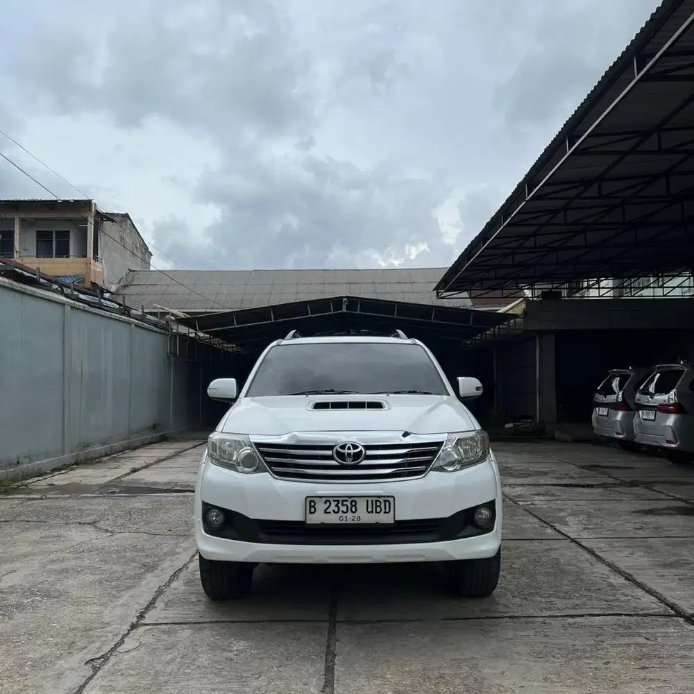 FORTUNER VNT MATIC 2012