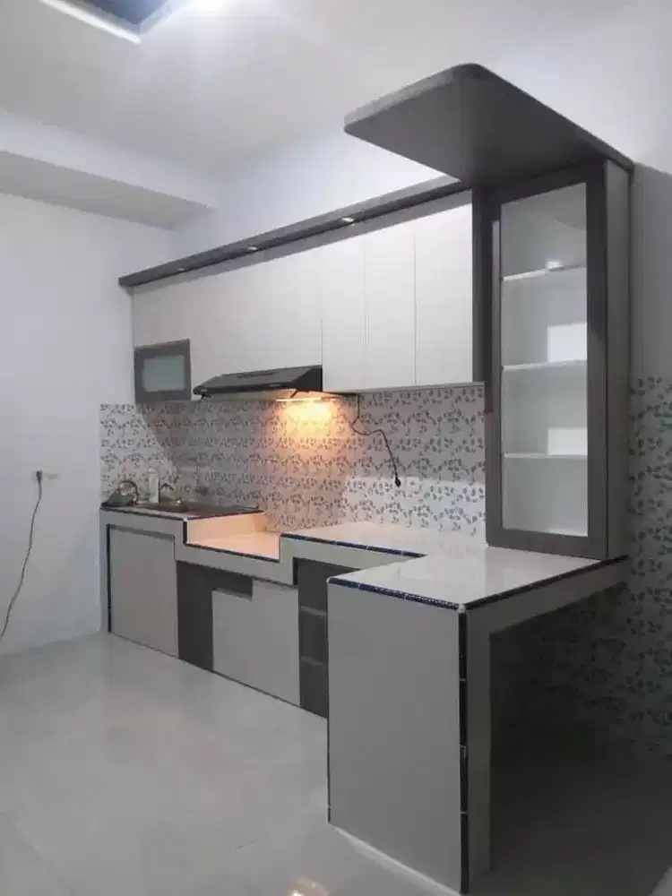 Custom Interior Kitchen Set, Backdrop TV, Lemari, Wardrobe, Kitchenset